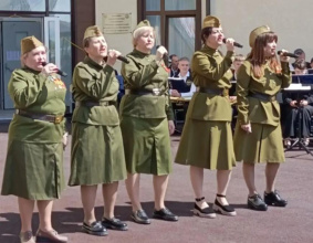  Концертная программа «Тебе, Победная весна, стихи и песни наши!»