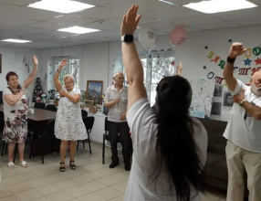 Китайская разминка для старшего поколения