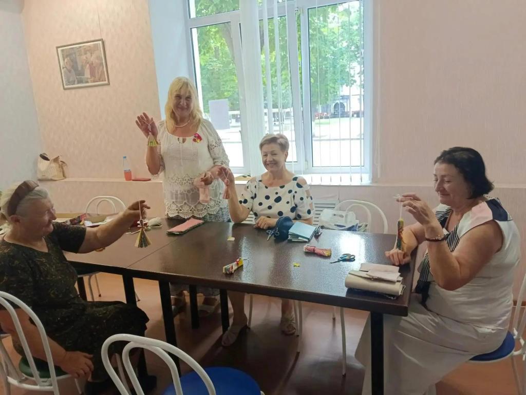 Мастер-класс по изготовлению куклы "Берегиня Радужка"