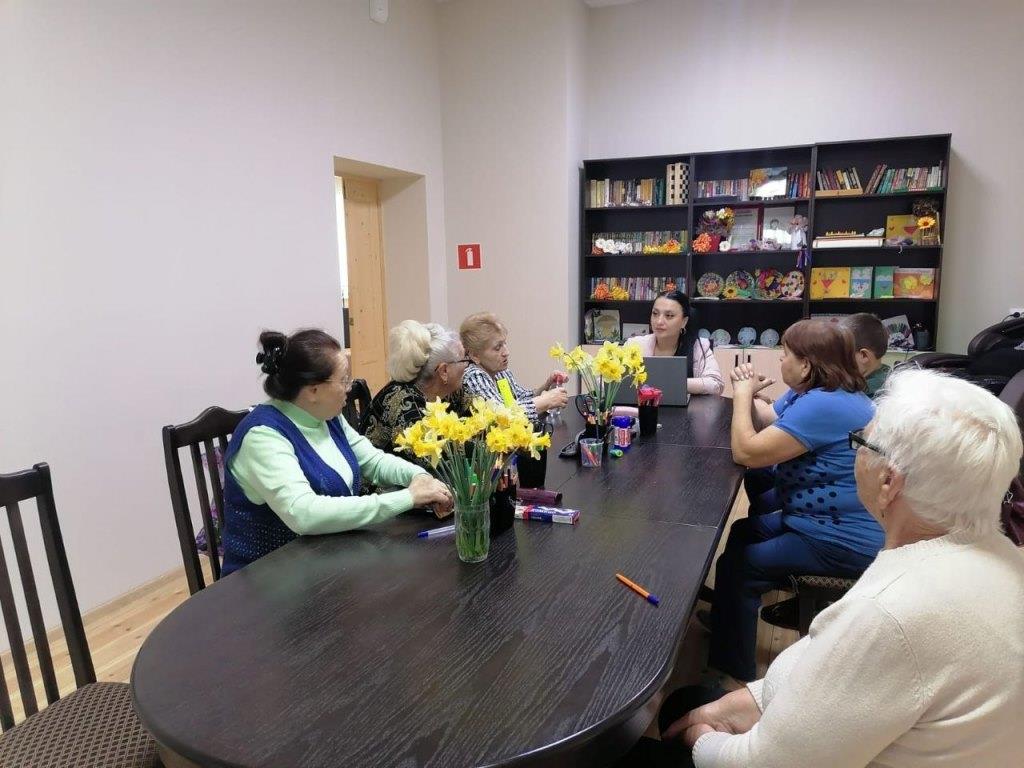 В отделении дневного пребывания граждан пожилого возраста и инвалидов  прошла  неделя профилактики инфекционных заболеваний 