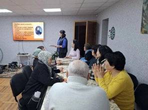 В отделении дневного пребывания пожилые люди окунулись в мир поэзии