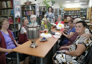  В учреждениях района проходят тематические мероприятия, посвящённые Дню семьи, любви и верности