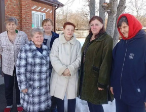 Добрые руки — птицам помощь