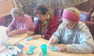 Мастер-класс для старшего поколения приуроченный к празднованию Дня Народного единства "Моя Россия"