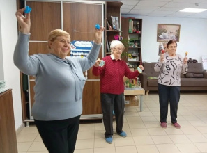 Регулярная практика танцев приносит массу пользы людям старшего поколения