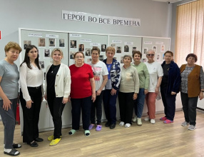 Состоялась экскурсия по выставке «Герои во все времена», посвященная героям Великой отечественной войны Гиагинского района