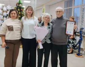 «Новогодний вернисаж»