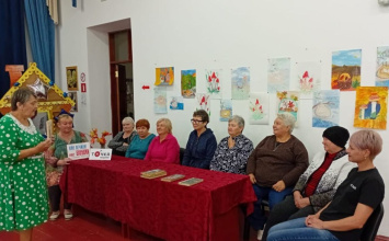 Познавательный час "Трав лекарственных запас - помогает в трудный час"