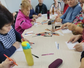 В отделении дневного пребывания проходят ежедневные занятия с психологом